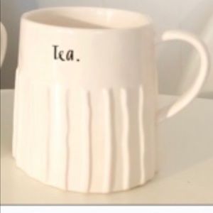 ISO Rae Dunn Mugs